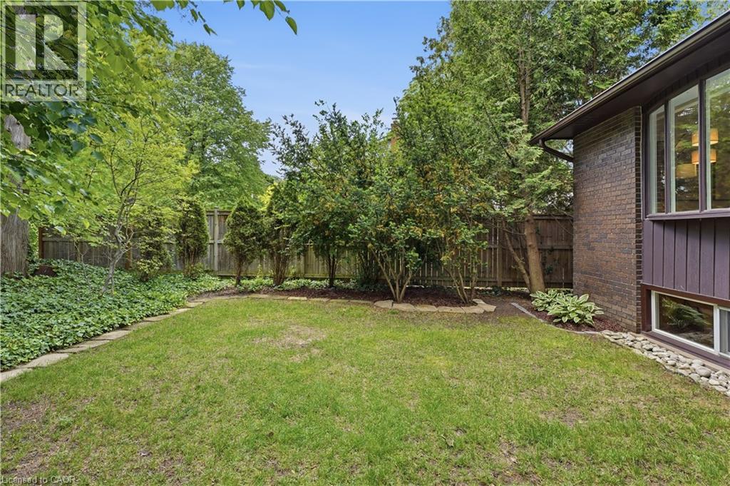 67 Longwood Drive, Waterloo, Ontario  N2L 4B6 - Photo 34 - 40842185