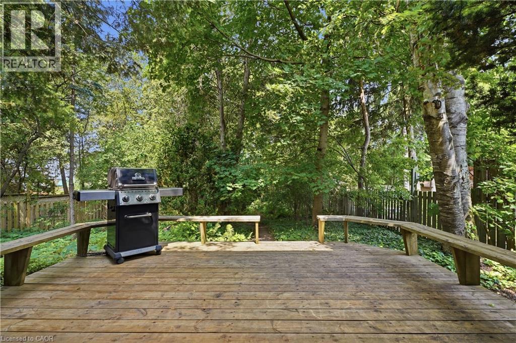 67 Longwood Drive, Waterloo, Ontario  N2L 4B6 - Photo 37 - 40842185