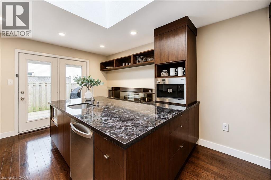 561 Chancery Lane, Waterloo, Ontario  N2T 2N5 - Photo 13 - 40841799