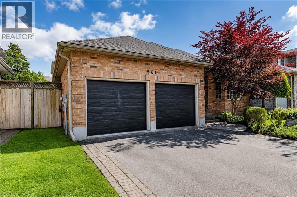 561 Chancery Lane, Waterloo, Ontario  N2T 2N5 - Photo 2 - 40841799
