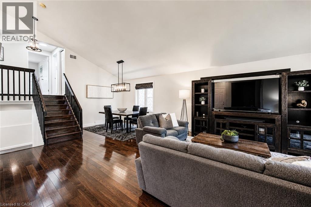 561 Chancery Lane, Waterloo, Ontario  N2T 2N5 - Photo 7 - 40841799