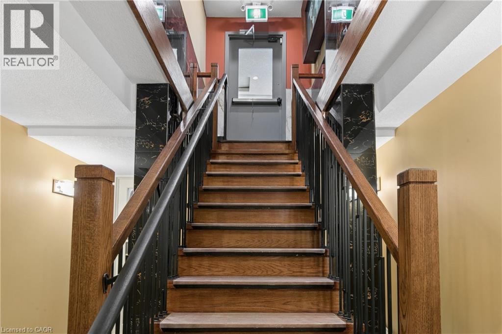 19 King Street E Unit# B, Kitchener, Ontario  N2G 2K4 - Photo 3 - 40842034