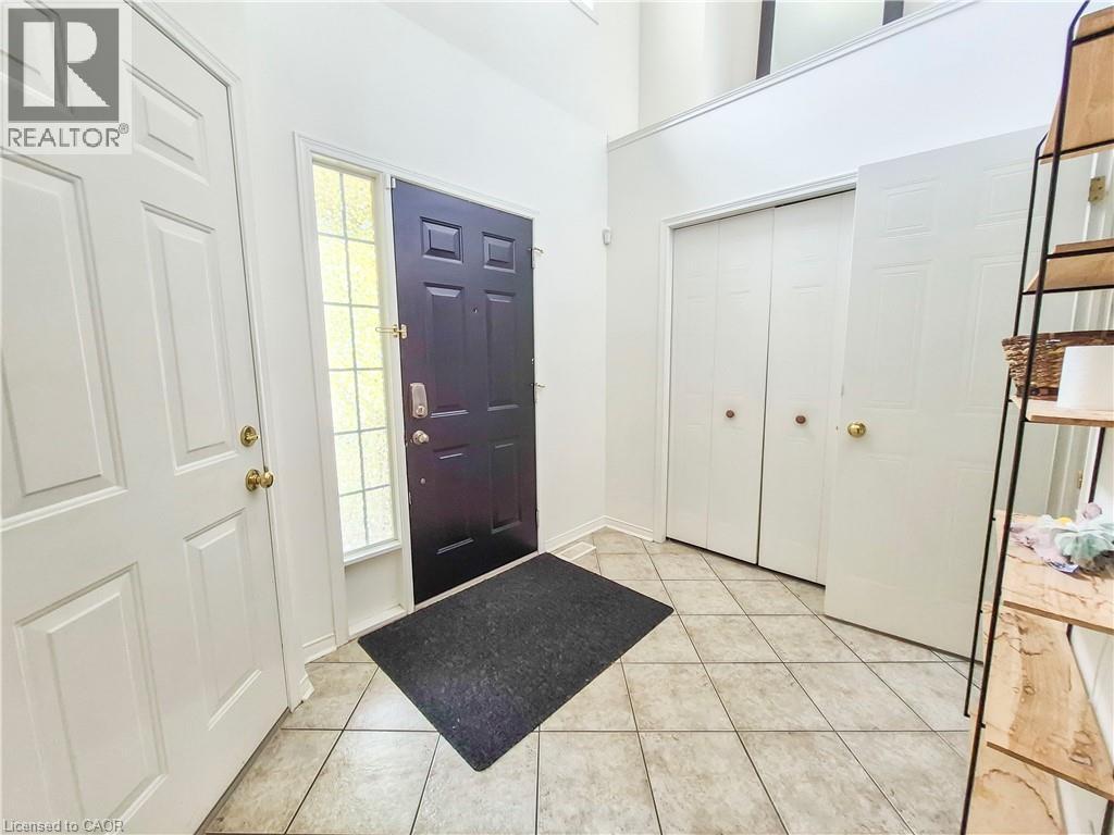 147 Dubrick Crescent Unit# 1, Kitchener, Ontario  N2E 4G3 - Photo 3 - 40842059