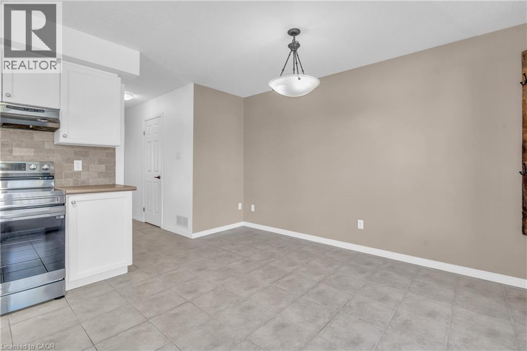 50 Howe Drive Unit# 19b, Kitchener, Ontario  N2E 0A2 - Photo 13 - 40842540