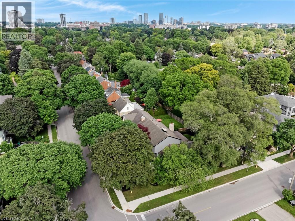 203 Forsyth Drive, Waterloo, Ontario  N2L 1A1 - Photo 47 - 40842169