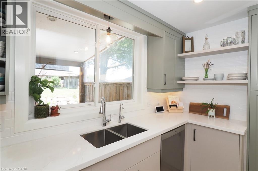 784 Elizabeth Street, Kitchener, Ontario  N2H 6H5 - Photo 17 - 40842649