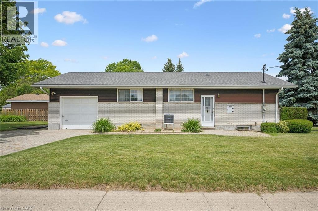 19 Weichel Street, Kitchener, Ontario  N2M 2A5 - Photo 5 - 40836559