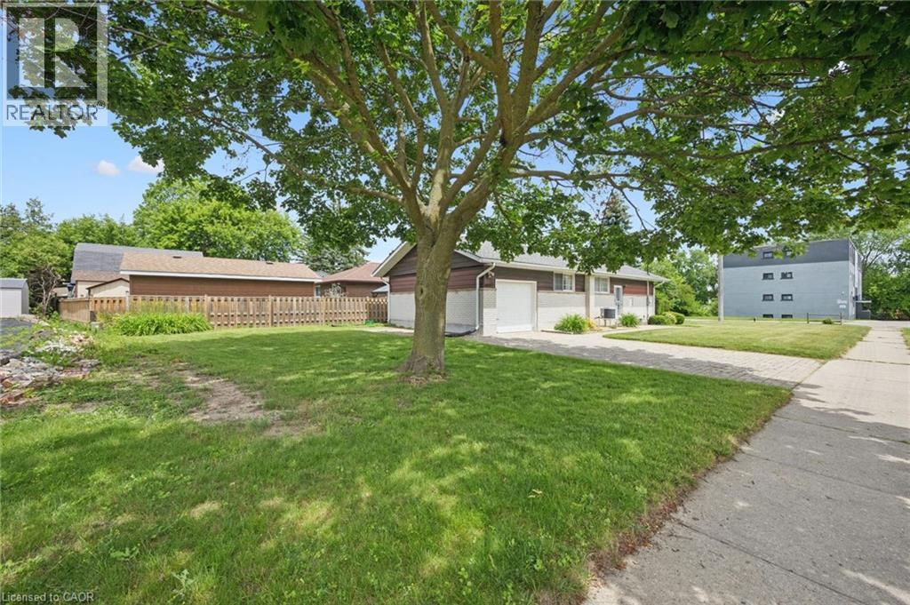 19 Weichel Street, Kitchener, Ontario  N2M 2A5 - Photo 7 - 40836559