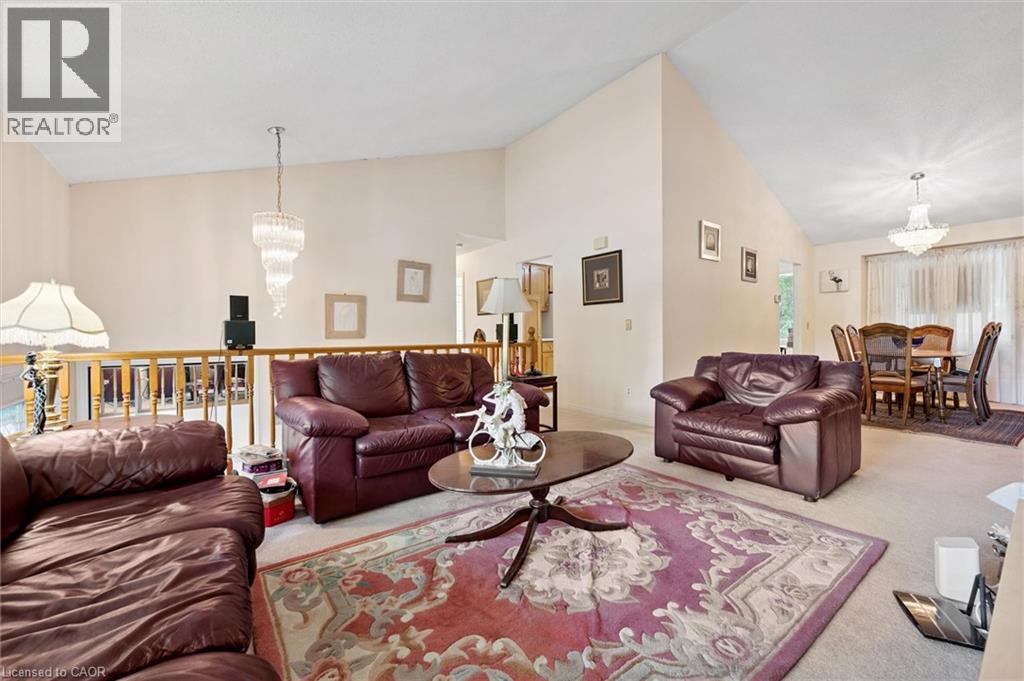 176 Sandford Fleming Drive, Waterloo, Ontario  N2T 1G2 - Photo 5 - 40842430