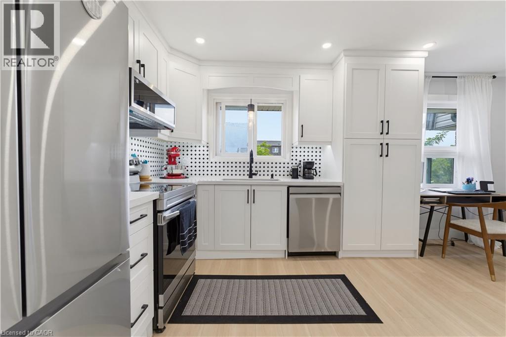 138 Blackhorne Drive Unit# 4, Kitchener, Ontario  N2E 1Z3 - Photo 11 - 40841737
