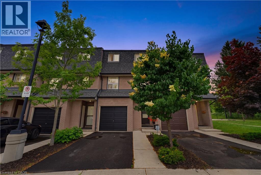 138 Blackhorne Drive Unit# 4, Kitchener, Ontario  N2E 1Z3 - Photo 2 - 40841737