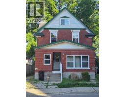 <div class="price">$625,000</div> 77 Cedar Street S, Kitchener<br><div style="margin-bottom:8px;"><small>Royal LePage Wolle Realty<br>royal Lepage Wolle Realty</small></div><div class='bed_bath'>5 Bed | 3 Bath</div>