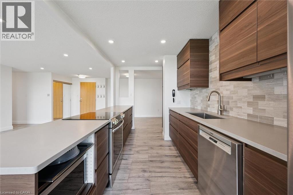 55 Blue Springs Drive Unit# 706, Waterloo, Ontario  N2J 4T3 - Photo 4 - 40843547