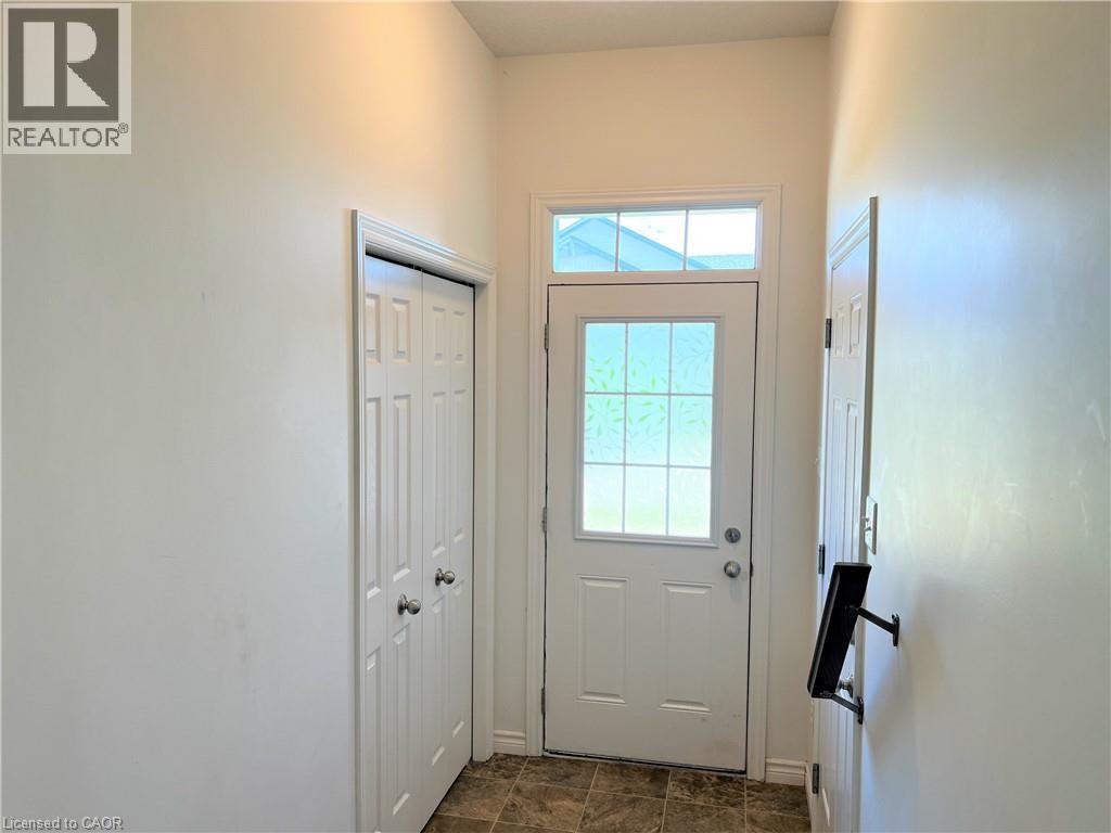 46 Renfrew Street, Kitchener, Ontario  N2R 0G5 - Photo 3 - 40844505