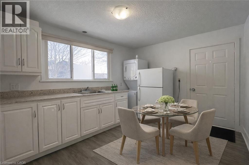 168 Fifth Avenue Unit# 3, Kitchener, Ontario  N2C 1P7 - Photo 3 - 40845816