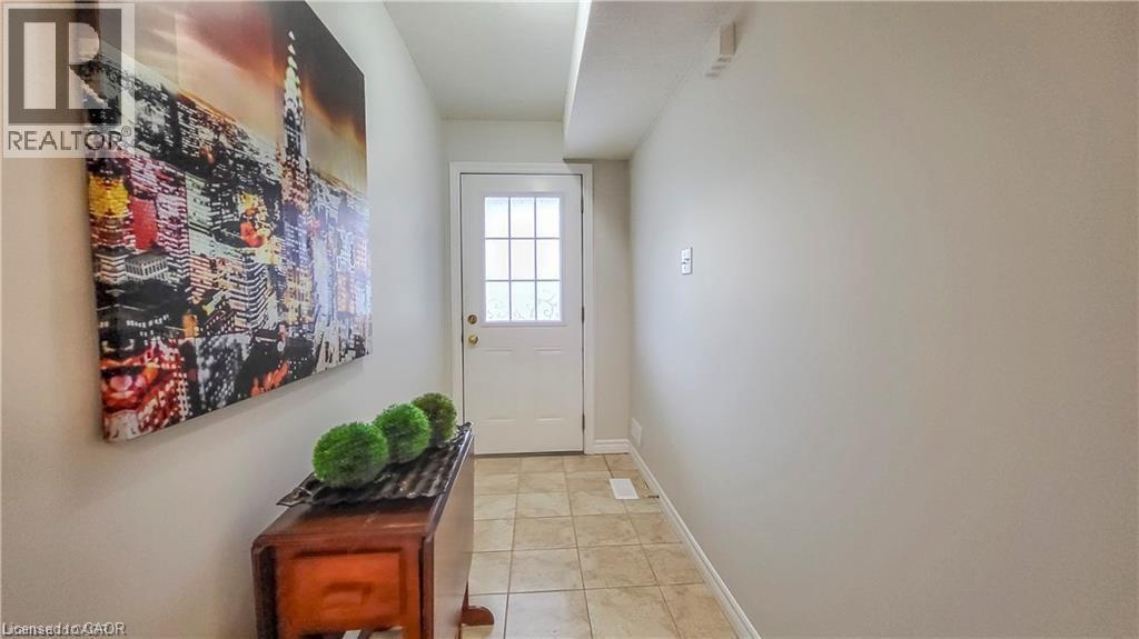 128 Udvari Crescent Unit# A, Kitchener, Ontario  N2N 3P6 - Photo 2 - 40845823