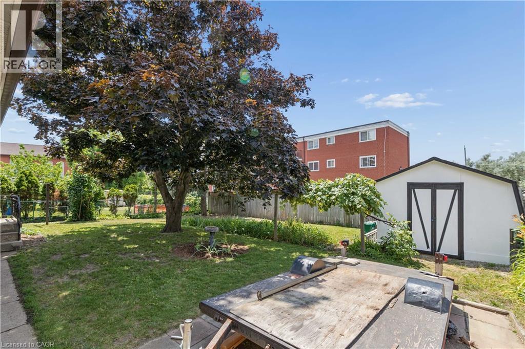 74 Ross Avenue, Kitchener, Ontario  N2A 1V3 - Photo 20 - 40845679