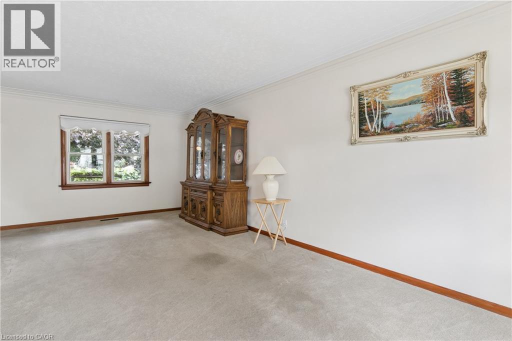 74 Ross Avenue, Kitchener, Ontario  N2A 1V3 - Photo 5 - 40845679