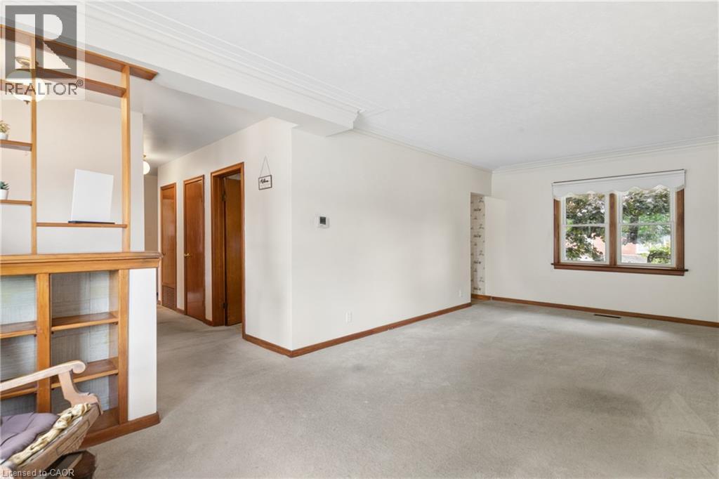 74 Ross Avenue, Kitchener, Ontario  N2A 1V3 - Photo 6 - 40845679