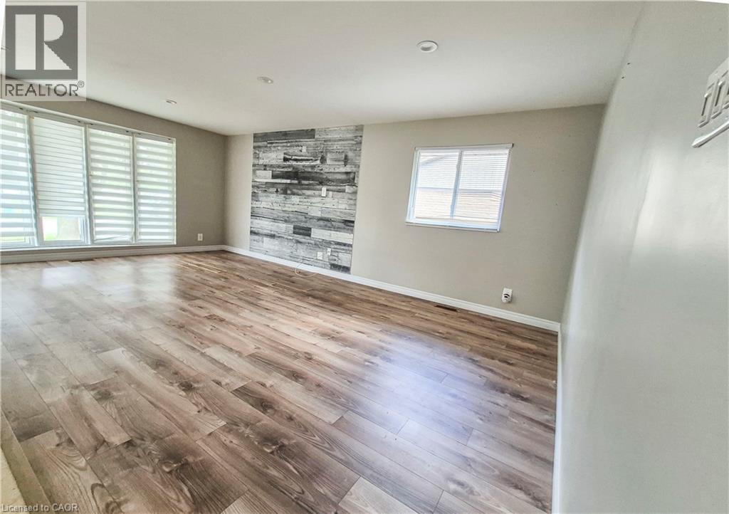 154 Appalachian Crescent, Kitchener, Ontario  N2E 1A4 - Photo 4 - 40842354
