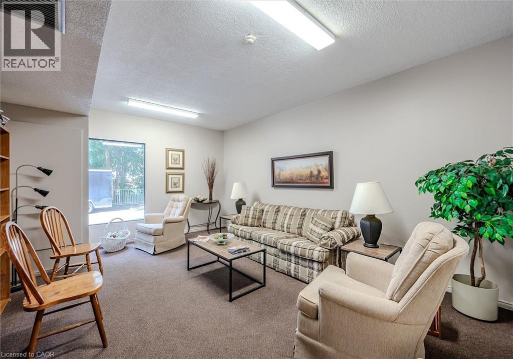 260 Sheldon Avenue N Unit# Ph2, Kitchener, Ontario  N2H 6P2 - Photo 46 - 40846631