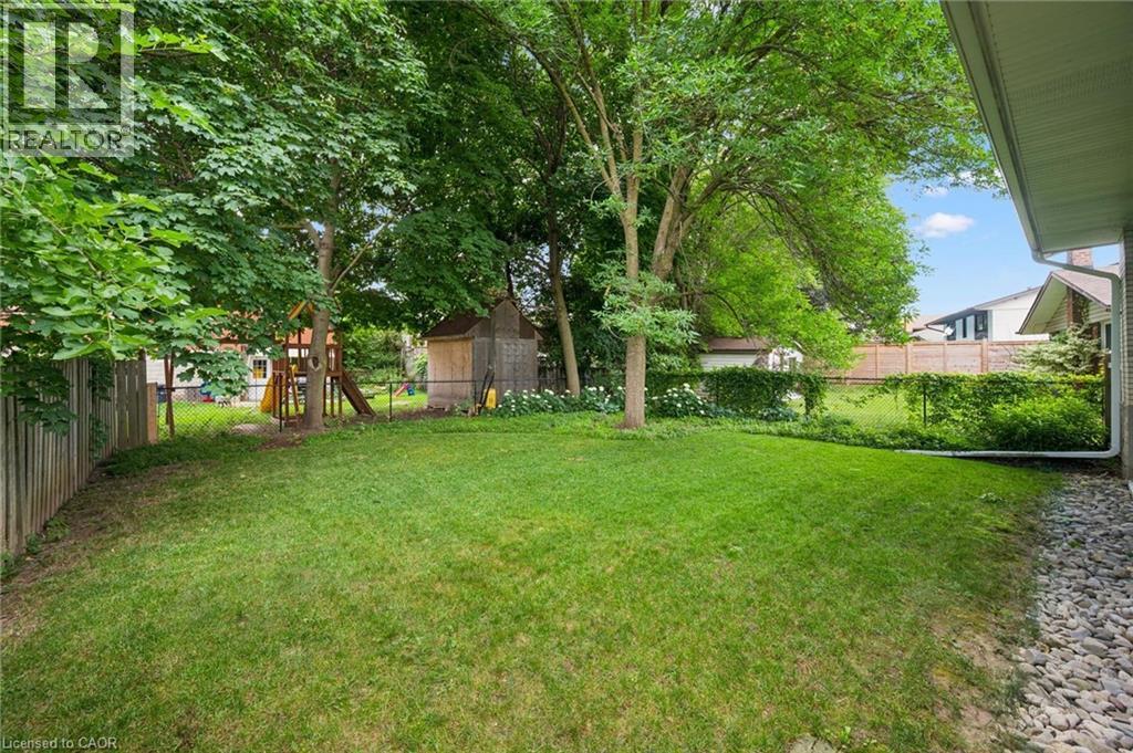14 Ruskview Road, Kitchener, Ontario  N2M 4S2 - Photo 42 - 40847506