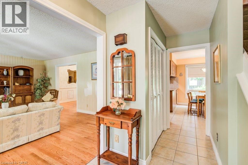 94 Mccarron Crescent, Waterloo, Ontario  N2L 5N2 - Photo 5 - 40843672