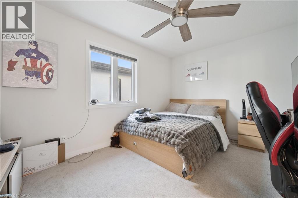 972 Stonecliffe Walk Unit# 18, Kitchener, Ontario  N2P 0K5 - Photo 33 - 40848074