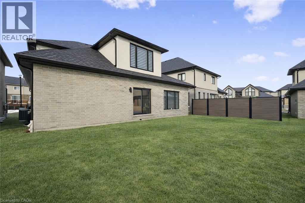 972 Stonecliffe Walk Unit# 18, Kitchener, Ontario  N2P 0K5 - Photo 41 - 40848074