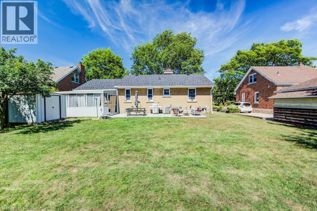 17 Crestwood Avenue, Kitchener, Ontario  N2H 4K6 - Photo 36 - 40845684