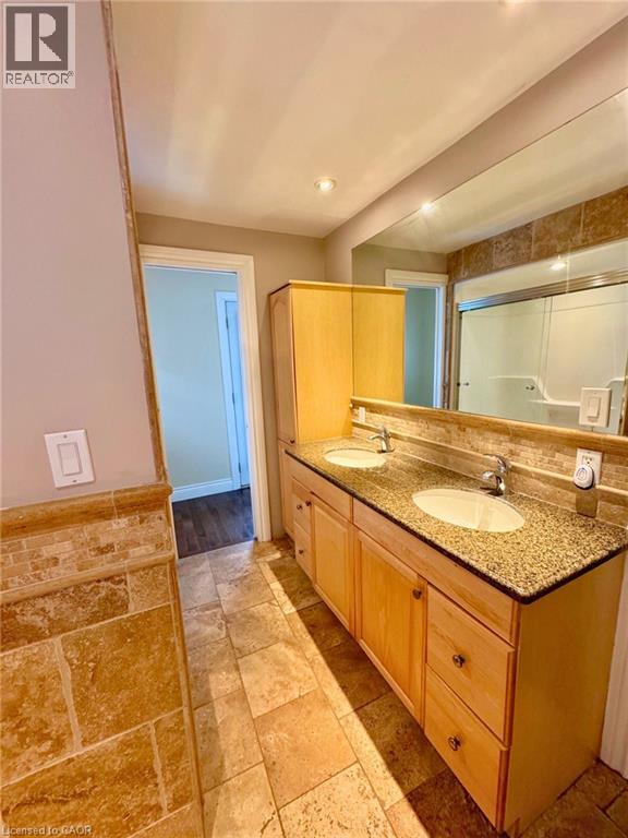 9 Filbert Street, Kitchener, Ontario  N2H 1Y1 - Photo 13 - 40846815