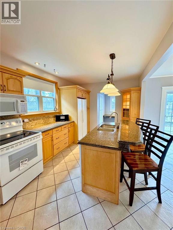 9 Filbert Street, Kitchener, Ontario  N2H 1Y1 - Photo 4 - 40846815