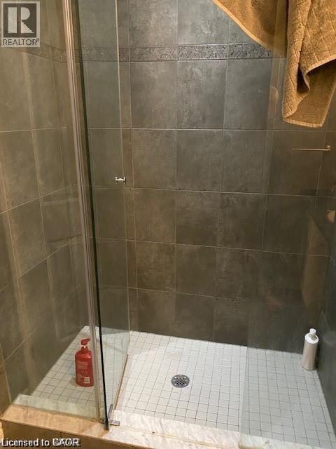 4 Isaiah Drive, Kitchener, Ontario  N2E 0C1 - Photo 16 - 40848798