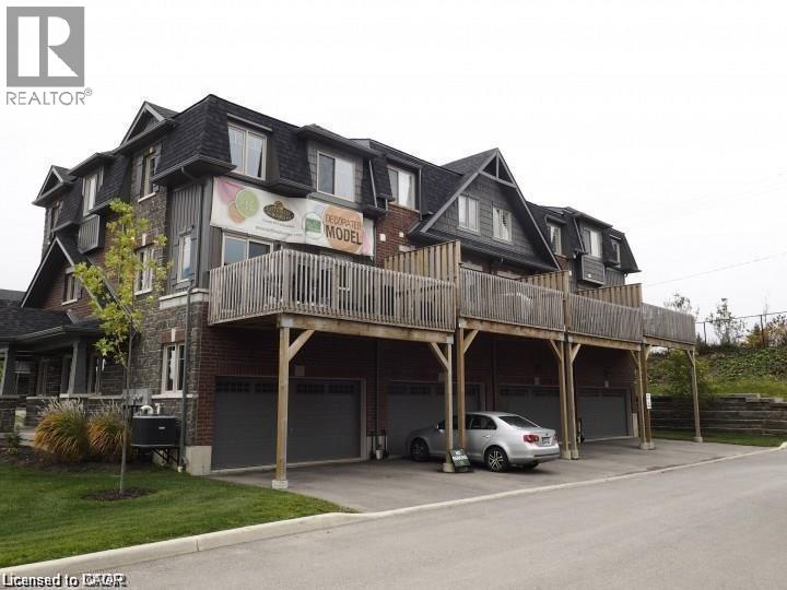 4 Isaiah Drive, Kitchener, Ontario  N2E 0C1 - Photo 3 - 40848798