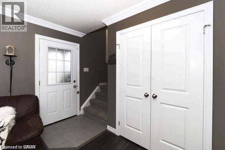 4 Isaiah Drive, Kitchener, Ontario  N2E 0C1 - Photo 4 - 40848798