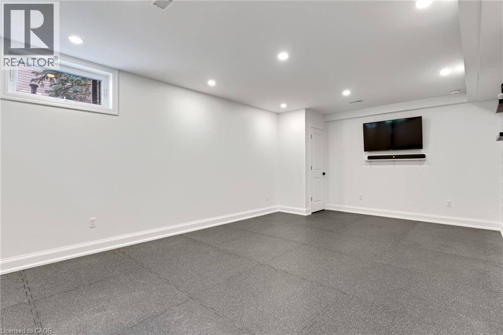 203 Forsyth Drive, Waterloo, Ontario  N2L 1A1 - Photo 41 - 40849423