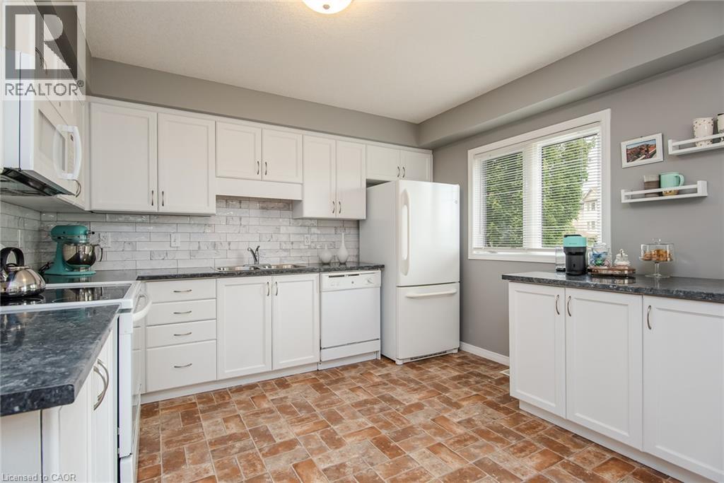 38 David Bergey Drive, Kitchener, Ontario  N2E 0B1 - Photo 7 - 40849038