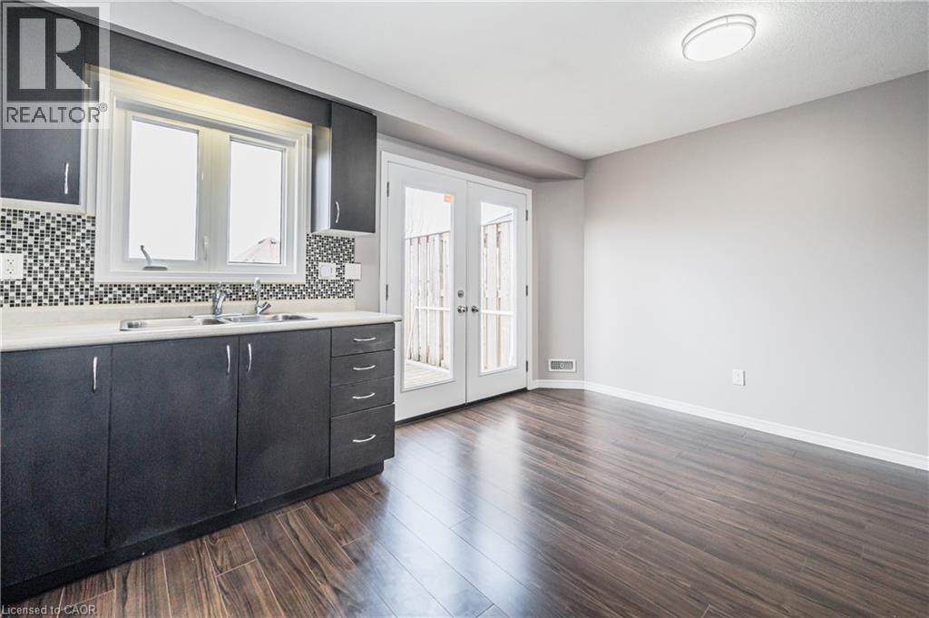 224 Jessica Crescent Unit# B, Kitchener, Ontario  N2R 0C5 - Photo 14 - 40850386