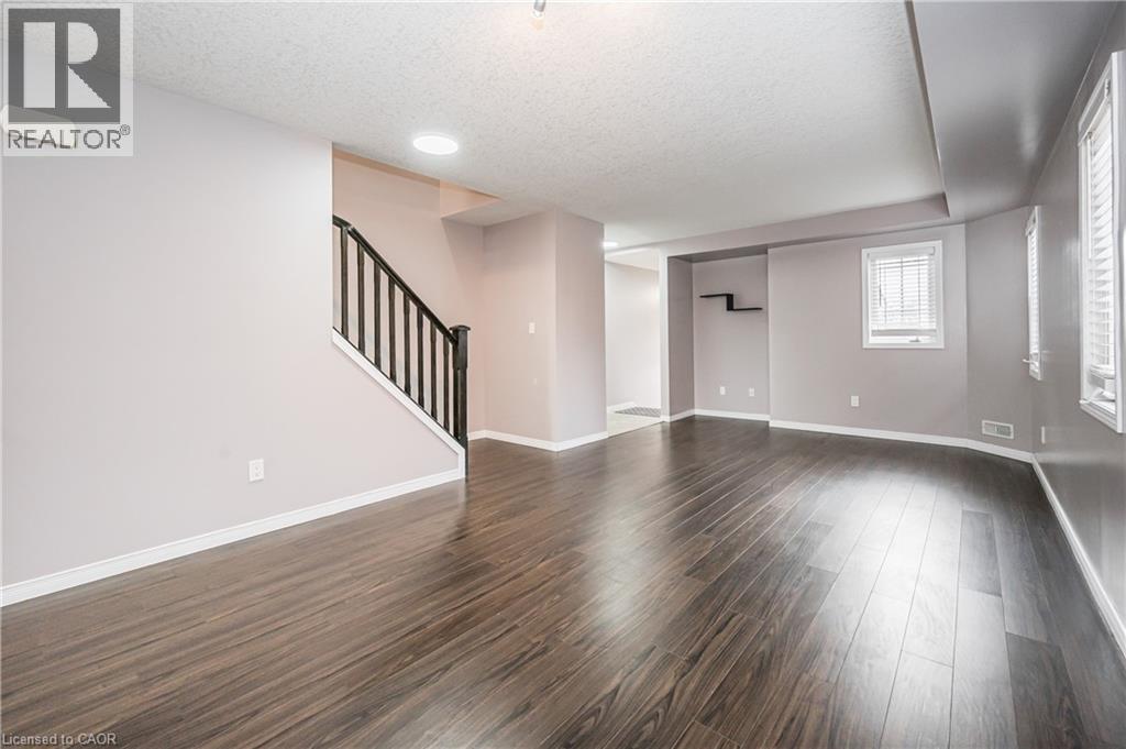 224 Jessica Crescent Unit# B, Kitchener, Ontario  N2R 0C5 - Photo 5 - 40850386