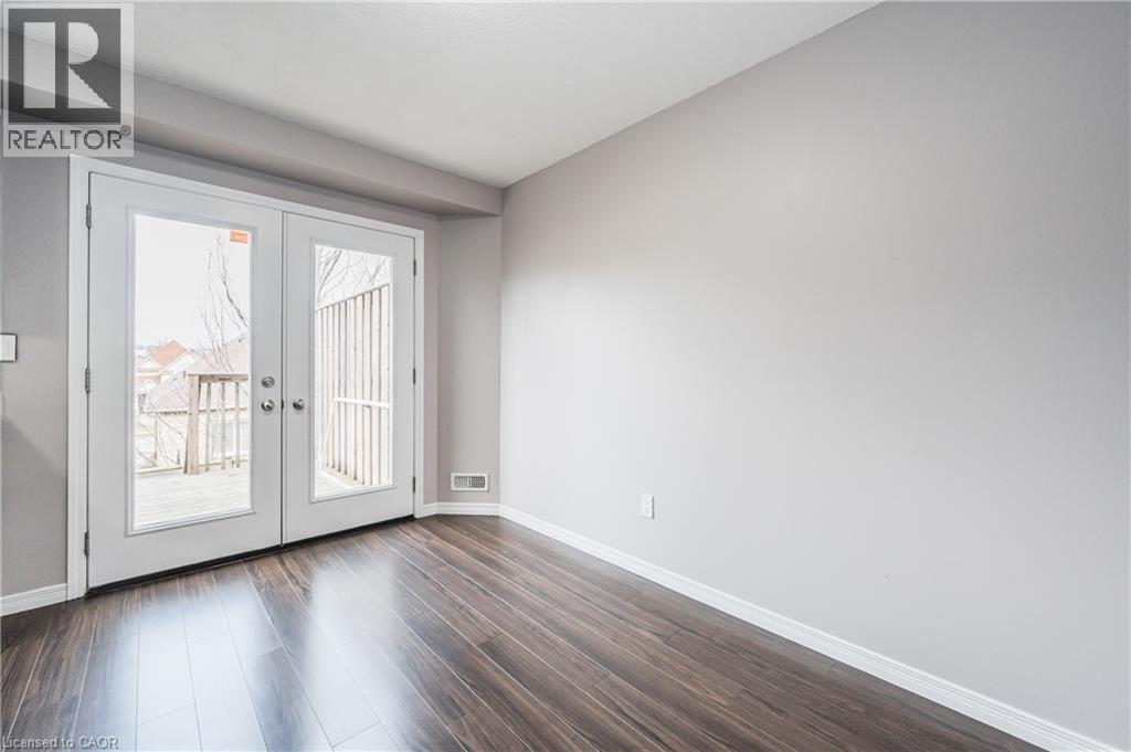 224 Jessica Crescent Unit# B, Kitchener, Ontario  N2R 0C5 - Photo 8 - 40850386