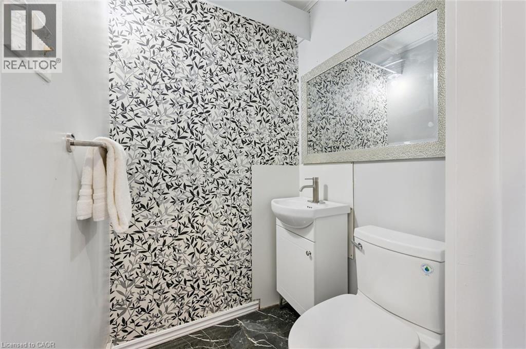 121 University Avenue E Unit# 11, Waterloo, Ontario  N2J 4J1 - Photo 14 - 40849888