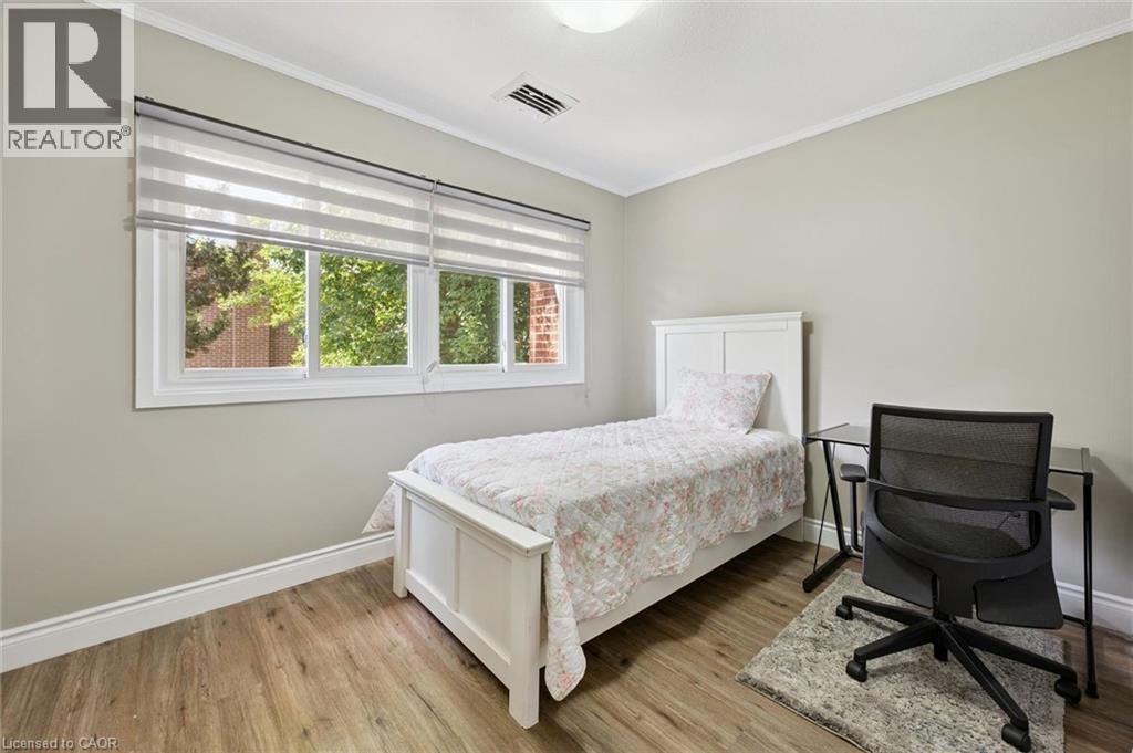 121 University Avenue E Unit# 11, Waterloo, Ontario  N2J 4J1 - Photo 23 - 40849888