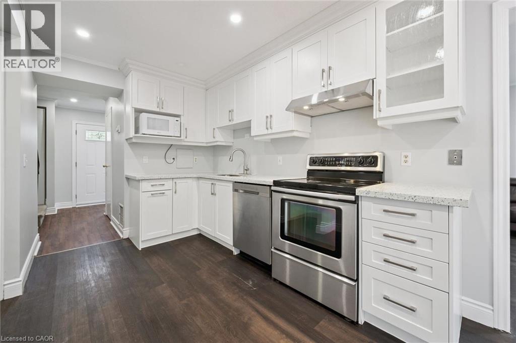 121 University Avenue E Unit# 11, Waterloo, Ontario  N2J 4J1 - Photo 3 - 40849888