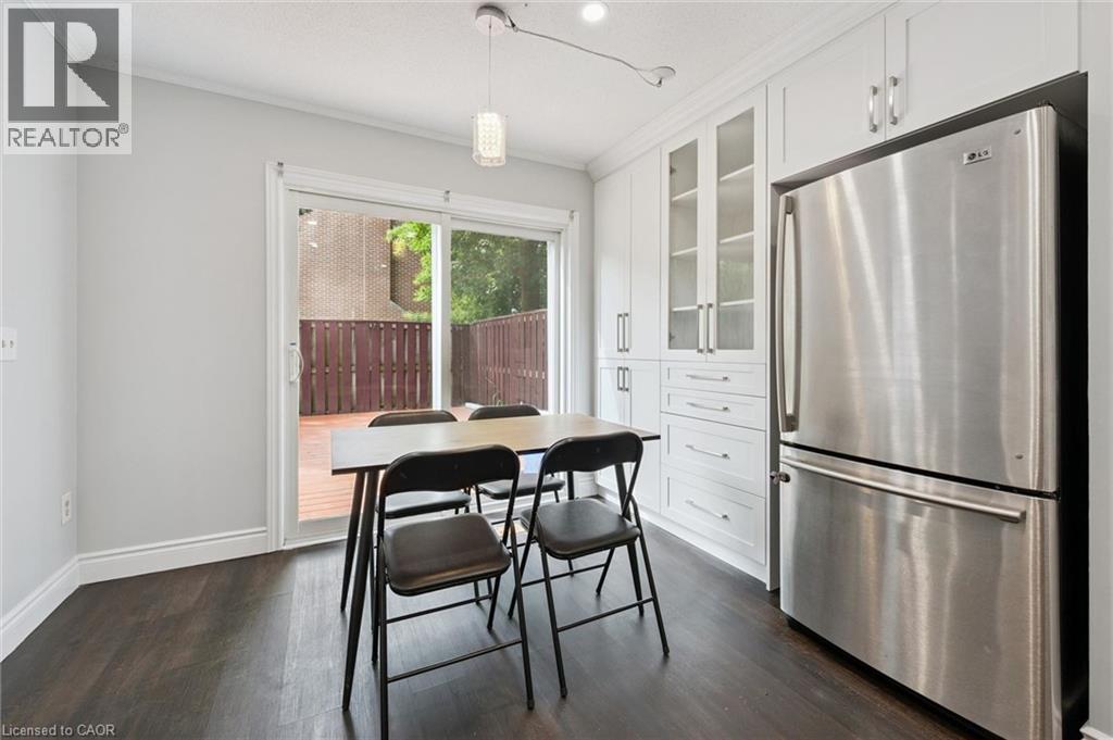 121 University Avenue E Unit# 11, Waterloo, Ontario  N2J 4J1 - Photo 5 - 40849888