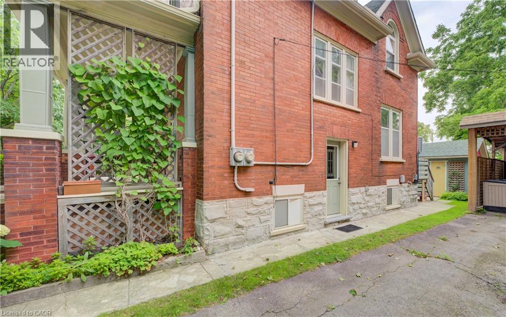 46 Ellen Street W, Kitchener, Ontario  N2H 4K3 - Photo 36 - 40851628