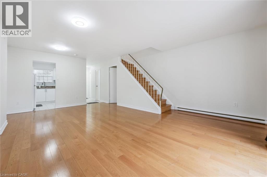 178 Westcourt Place, Waterloo, Ontario  N2L 2R7 - Photo 10 - 40854013