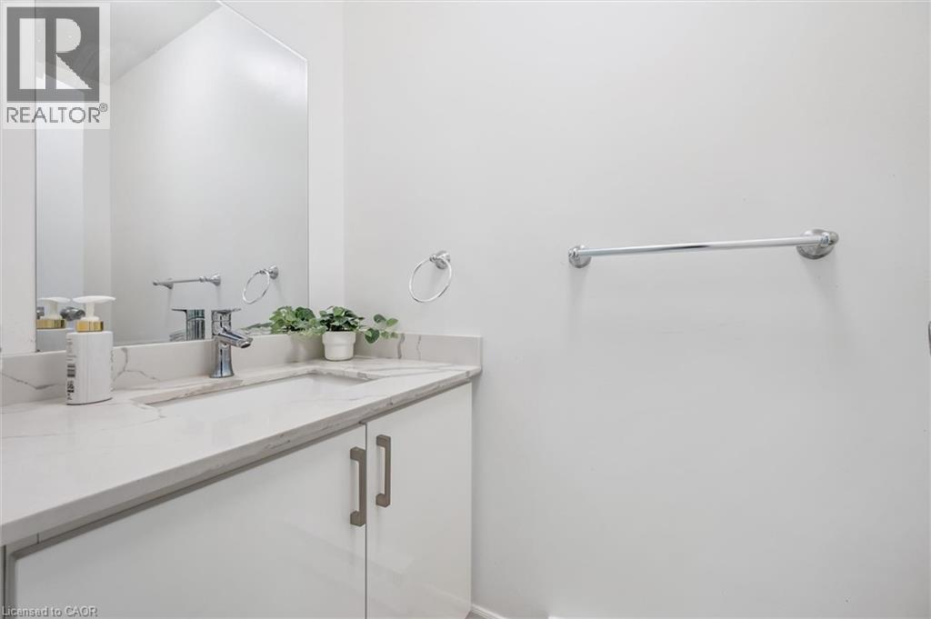 178 Westcourt Place, Waterloo, Ontario  N2L 2R7 - Photo 11 - 40854013