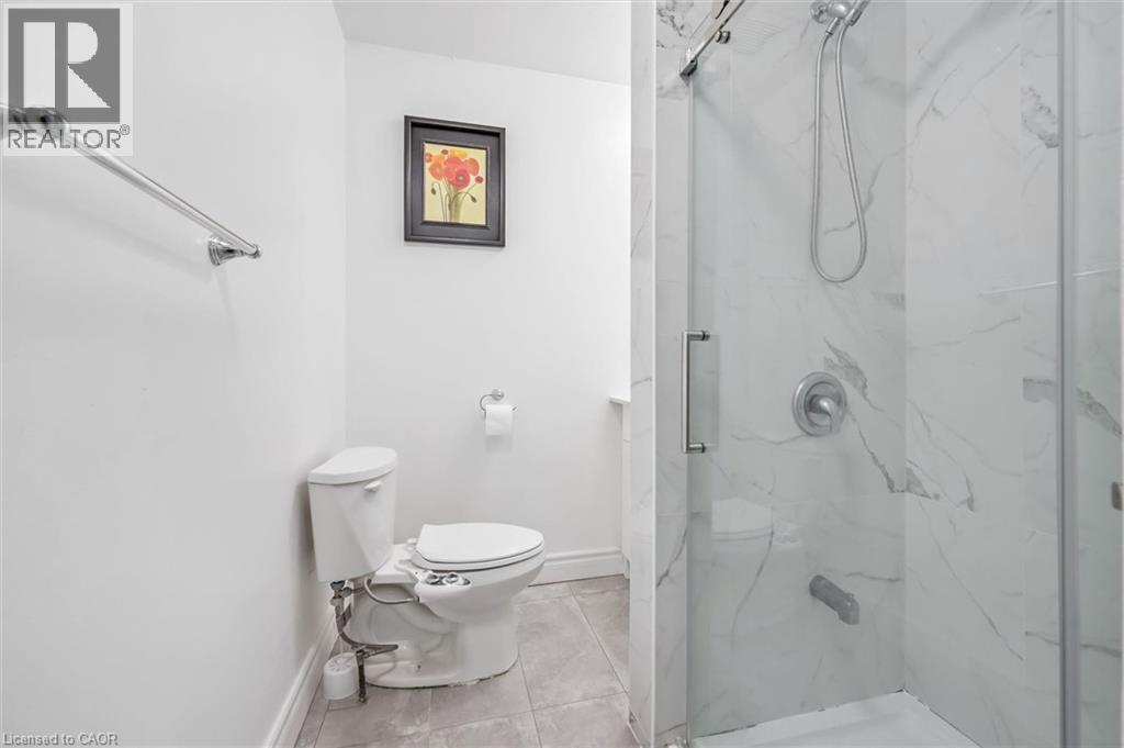 178 Westcourt Place, Waterloo, Ontario  N2L 2R7 - Photo 22 - 40854013
