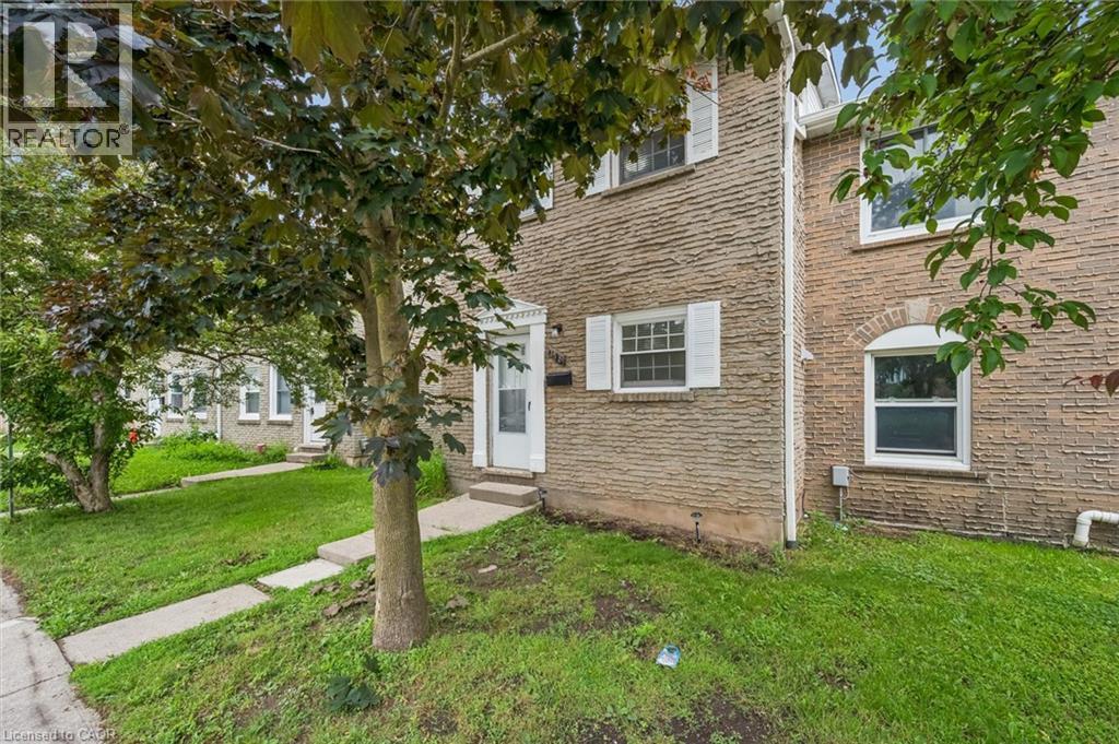 178 Westcourt Place, Waterloo, Ontario  N2L 2R7 - Photo 3 - 40854013