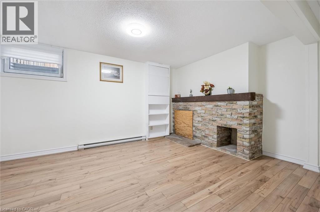 178 Westcourt Place, Waterloo, Ontario  N2L 2R7 - Photo 30 - 40854013